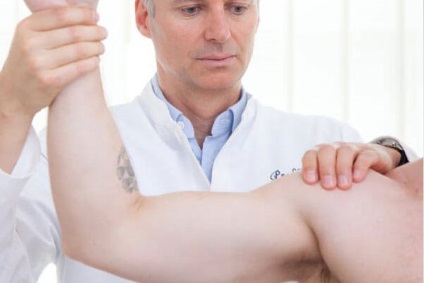 Bicepsz íngyulladás és a fejét - a jelek, tünetek és kezelések