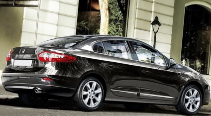 A választás Renault Fluence futásteljesítményes (Renault Fluence szedán) A választás Renault Fluence város
