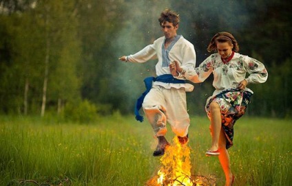 Ráolvasás és szertartások Ivana Kupala