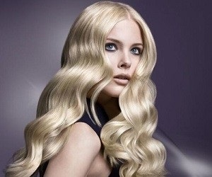 Blondirovanie frissíteni a kép sötét haja finom árnyalatok (blondirovanie fotó) Blondirovanie frissíteni a kép sötét haja finom árnyalatok