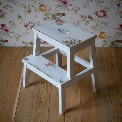 Decoupage széklet új élet elavult dolgok (37 fotó) (decoupage) Decoupage széklet új élet elavult dolgok (37 fotó)
