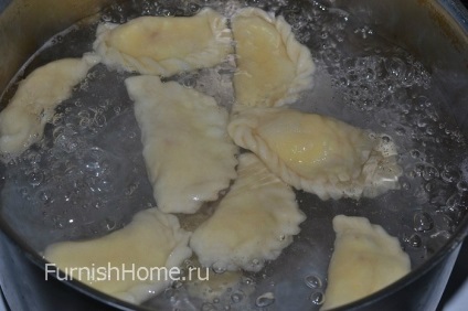 Házi burgonyagombócok (pierogi) Házi galuska burgonyával