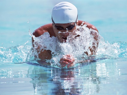 Gyakorolják a víz - egy hatékony fürdés gyakorol aerobic természet