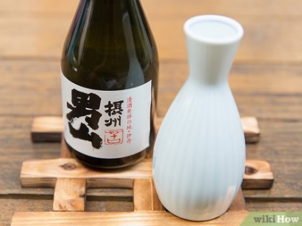 Hogyan inni Sake (fotókkal)