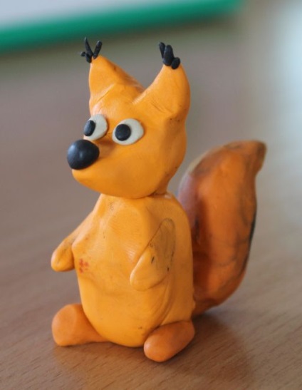 Hogyan készítsünk egy mókus ki gyurma (fehérje) Hogyan készítsünk egy mókus agyagból