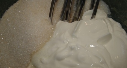 Hogyan készítsünk tejfölös torta lépésről lépésre recept fotók