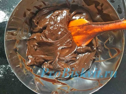Csokoládé fondant egy folyékony központ - egy lépésről lépésre recept