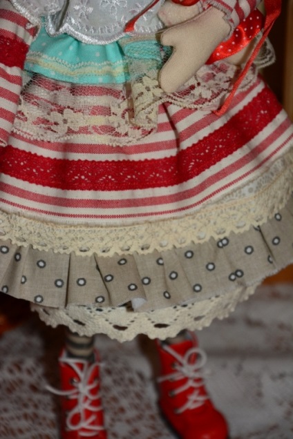 Hozzon létre egy textil baba, Sophie, ország művészek