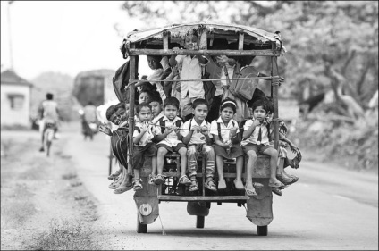 A kemény iskolába menet a különböző országok a világ (25 fotó) - triniksi