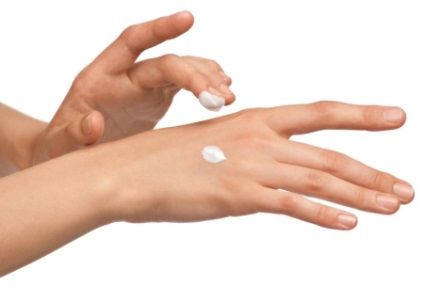 Anti-aging kézkrém a legjobb márka, egy jó anti-aging szérumot, vélemények