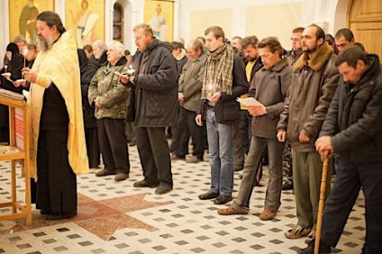 Regnáló ikon az Istenanya, mitől mintegy imádkozva ikon