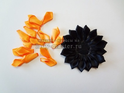 St. George Ribbon kanzasi, mester - osztály lépésről lépésre képek (Master) St. George Ribbon kanzasi, mester - osztály lépésről lépésre fotók