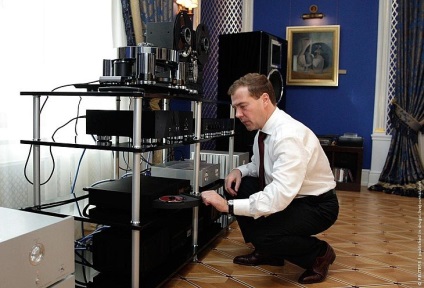 Hi-end készülékek Dmitriya Medvedeva, fotó hírek