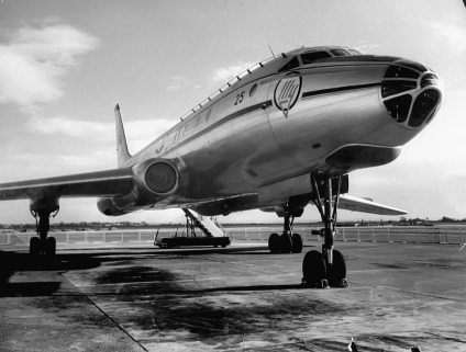 A történelem az első szovjet sugárhajtású utasszállító repülőgép Tu-104