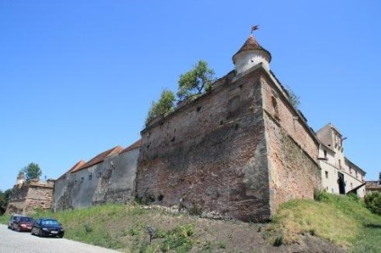 Hogyan lehet eljutni Kronstadt különböző módokon