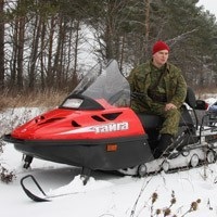 Hogyan vásároljon egy motoros motoros szán, és hogyan kell kiválasztani, hogy mit kell keresni, ha vásárol egy motoros