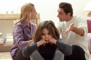 Hogyan hagyja el a gyermek apja a válás után, milyen bonyolult az a folyamat,