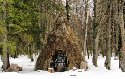 Hogyan építsünk egy menedéket a téli erdőben, egy nagy korszak