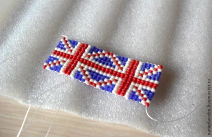 Hogyan készítsünk fülbevaló ki gyöngyök egy brit zászló - Fair Masters - kézzel készített, kézzel készített