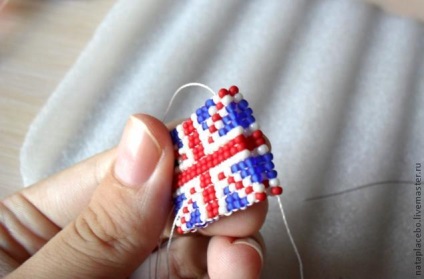 Hogyan készítsünk fülbevaló ki gyöngyök egy brit zászló - Fair Masters - kézzel készített, kézzel készített