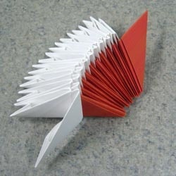 Hogyan készítsünk egy tortát origami modulok