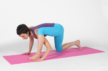 Hogyan kell ülni az előre split testmozgás - jóga - gyakorlatok