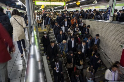 Hogyan működik a tokiói metró, frissebb - a legjobb a nap, amit valaha is szüksége van!