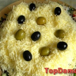 Klasszikus Cézár saláta házi csirke recept fényképpel (Caesar) Klasszikus Cézár saláta házi csirke recept egy fotó