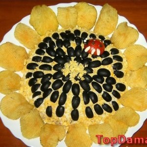 Klasszikus Cézár saláta házi csirke recept fényképpel (otthon) Klasszikus Cézár saláta házi csirke recept egy fotó