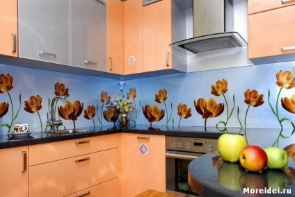 Комфортний дизайн робочої зони на кухні