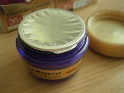Cream fekete gyöngy samoomolozhenie 36 nappal és éjszaka a véleményét (krém) Cream fekete gyöngy samoomolozhenie 36 nappal és éjszaka felülvizsgálat