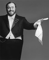 Ki Luciano Pavarotti sok fotó és videó