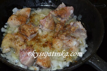 Csirke tejfölös mártással - recept fotókkal