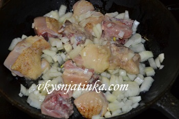Csirke tejfölös mártással - recept fotókkal (csirke tejszínes mártásban) Csirke tejfölös mártással - recept fotókkal