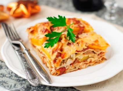 Lasagna hússal otthon - lépésről lépésre receptek képekkel (lasagna recept hússal az otthon) Lasagna hússal otthon - lépésről lépésre receptek fotókkal