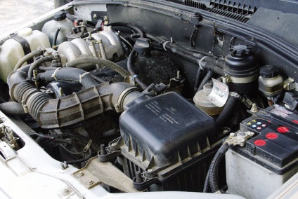 Cserélni a levegőszűrőt chevrolet niva lépésről lépésre és képek (antenna) Cserélni a levegőszűrőt chevrolet niva lépésről lépésre és képek