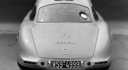 Mercedes-Benz, hogy képviselje a numerikus kódok