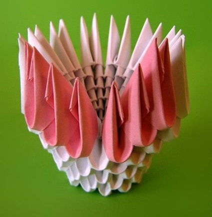 Moduláris origami - összeállítási diagramon kettős Swan