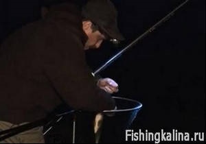 Éjszakai horgászat az Oka folyó partján - a halászati ​​eszközök, a berendezések