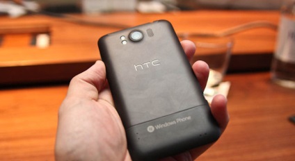 Áttekintés HTC Titan okostelefon jellemzői, felépítés, áttekintésre, képernyőt és a kamerát HTC Titan