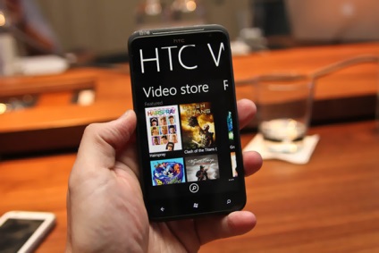 Áttekintés HTC Titan okostelefon jellemzői, felépítés, áttekintésre, képernyőt és a kamerát HTC Titan