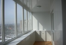 Az ablakok az erkélyre loggia, műanyag, dupla üvegezésű ablak beépítése, ablakok pvc üvegezés rendesen, erkély
