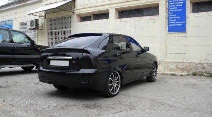 Az eredeti tuning Lada Priora ferdehátú, priorapro