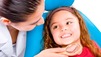 A periodontitis gyermekeknél - Okok, típusai és a periodontális betegség kezelésére gyermekeknél