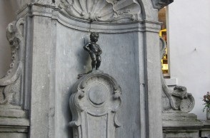 Manneken Pis - jelképe Brüsszel