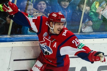 Miért a „mozdony” betörni a vezetők a KHL, a magyar jégkorong stílus rajongói a nemzeti honlap