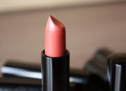 Rúzs Shiseido tökéletes rouge or341 felülvizsgálat és make-up kék nyilak, Elia Chaba