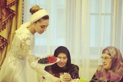 Ismételt esküvői Said és Khadija Gutserievs