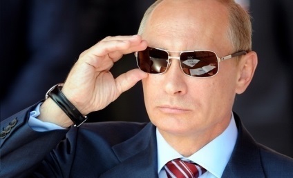 Putyin maszkok leesett, a vörös hadsereg
