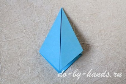 Rocket egy papír origami technikával